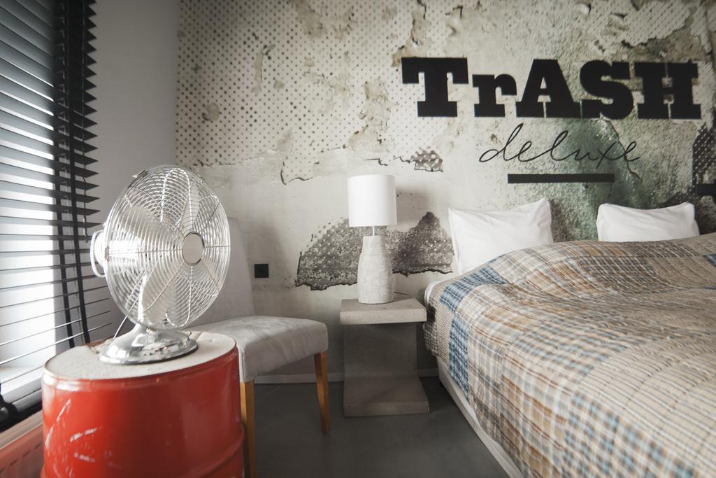 Hotel Trash Deluxe Maastricht Extérieur photo