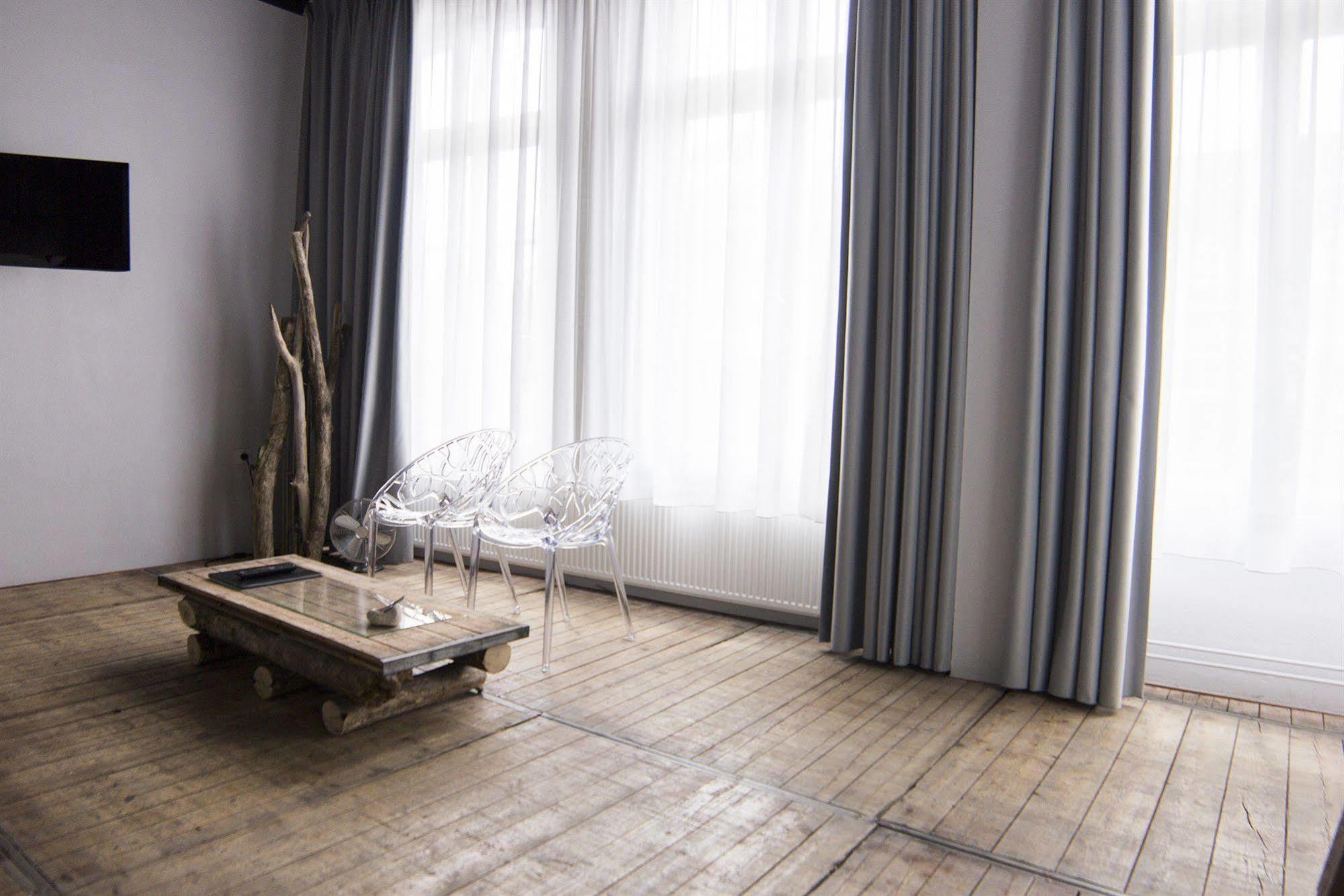 Hotel Trash Deluxe Maastricht Extérieur photo